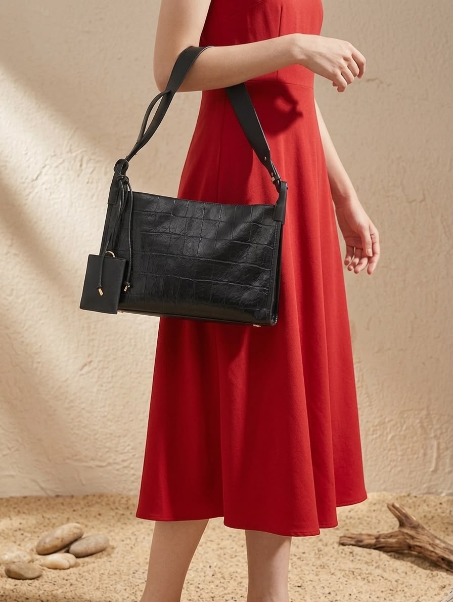 LIORAA Verona Black Shoulder Bag
